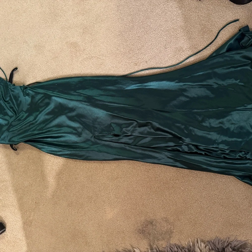 Alamour The Label Green Slit Maxi Dress - Picture 13 of 13